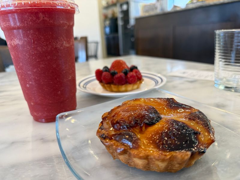 Fruit Tarts That Look Ready For Their Close Up