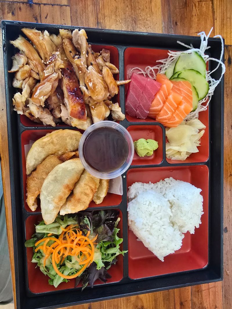 The Bento Box Everyone Keeps Ordering