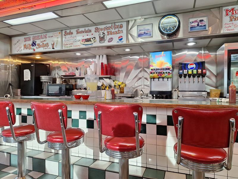 Counter Seats Bring Back The Classic Diner Feel