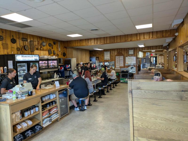 Service That Moves Fast and Friendly