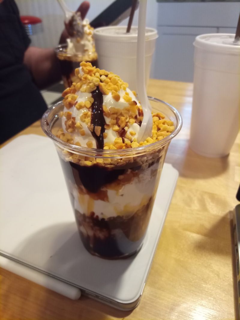 Ice Cream Scoops That Refuse To Be Reasonable