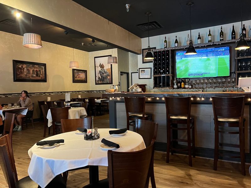Viona's Italian Bistro In Overland Park