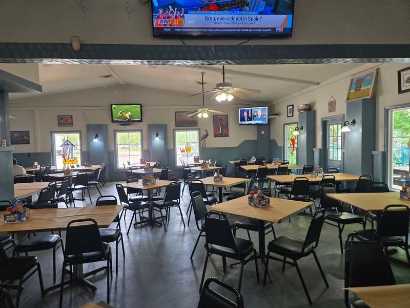 The Larger Fairfax Home Kept The Crabhouse Casual