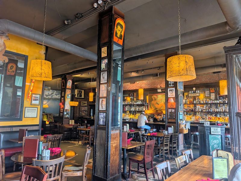 Harry's Cafe