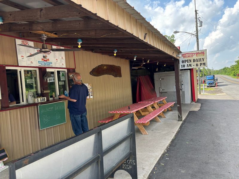 The Covered Porch Keeps The Roadside Setup Simple