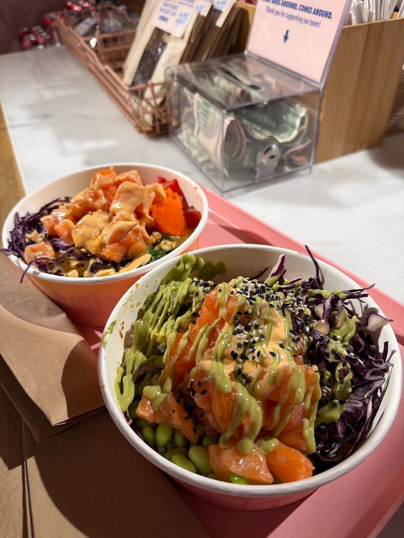 Signature Bowls Regulars Rave About