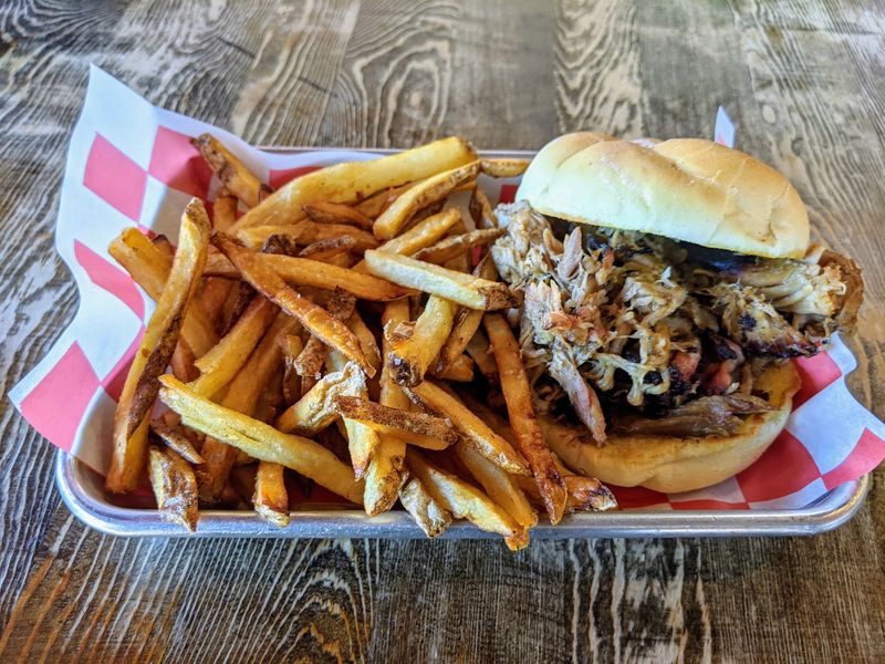Pop's BBQ, Iowa City