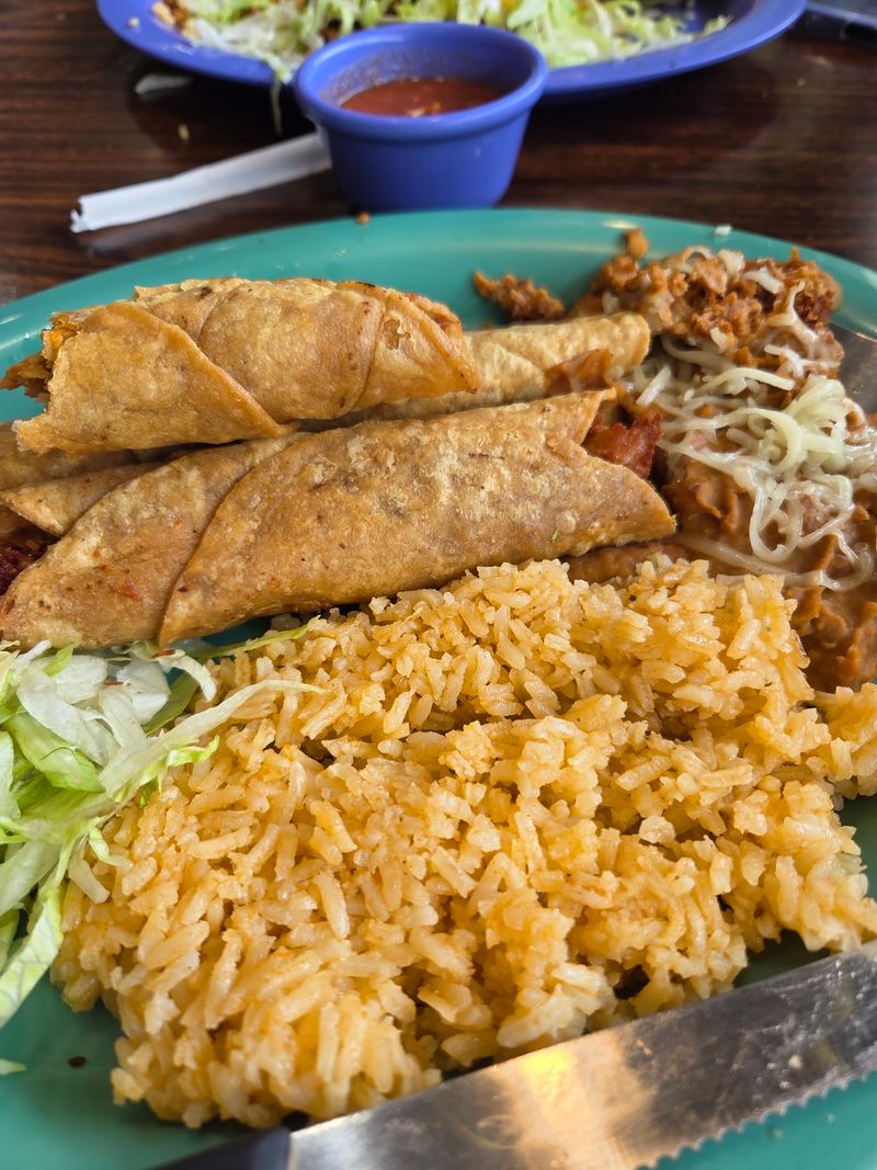 Pozole, Gorditas, And Flautas Make Repeat Visits Easy To Vary