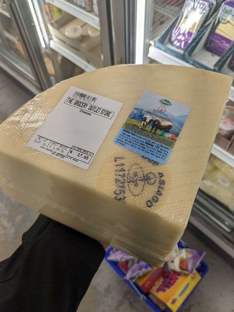 Fresh Food Keeps The Store From Becoming A Snack Hunt