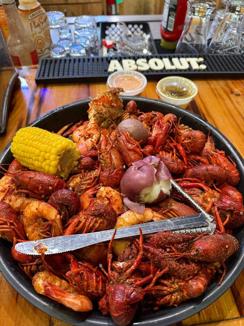 Cajun Claws Seafood Boilers