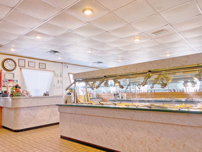 Hong Kong Super Buffet, Portales