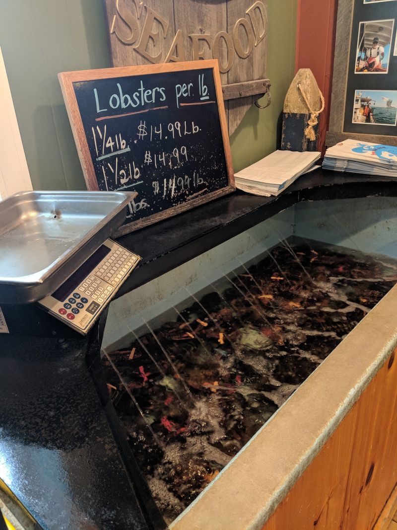 Blount Keeps Rhode Island's Clam Shack Tradition Going
