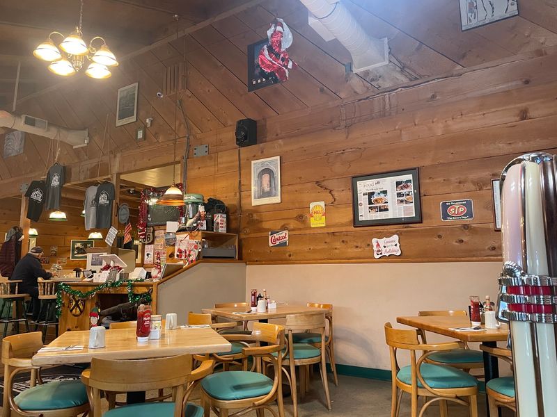 Mother Hubbard's Restaurant