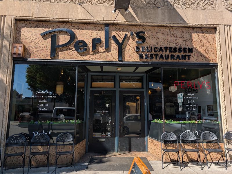 Perly's Restaurant & Delicatessen