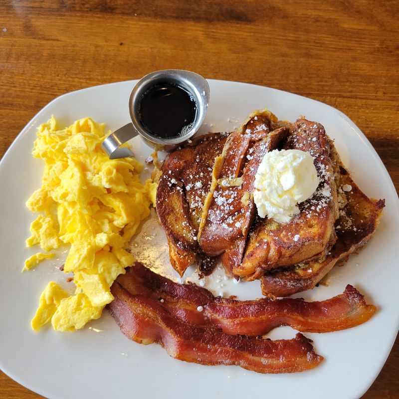 The menu confirms a substantial buttermilk pancake stack