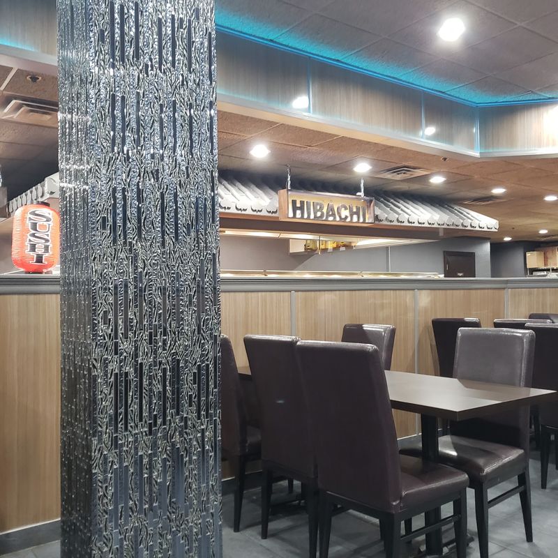 Royal Buffet & Grill Keeps Plenty Under One Roof