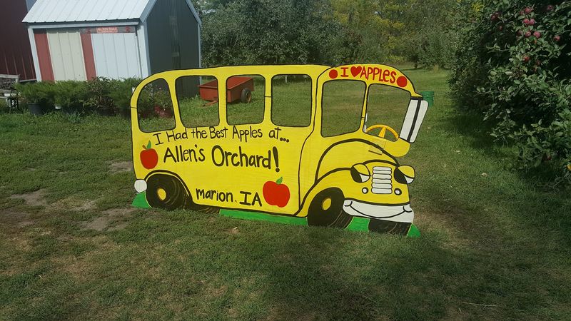 Allen's Orchard, Marion