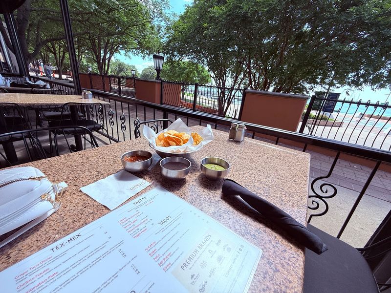 Gloria's Latin Cuisine