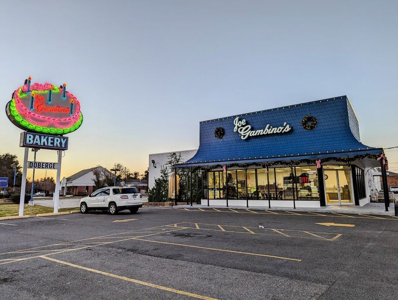 Gambino's Bakery