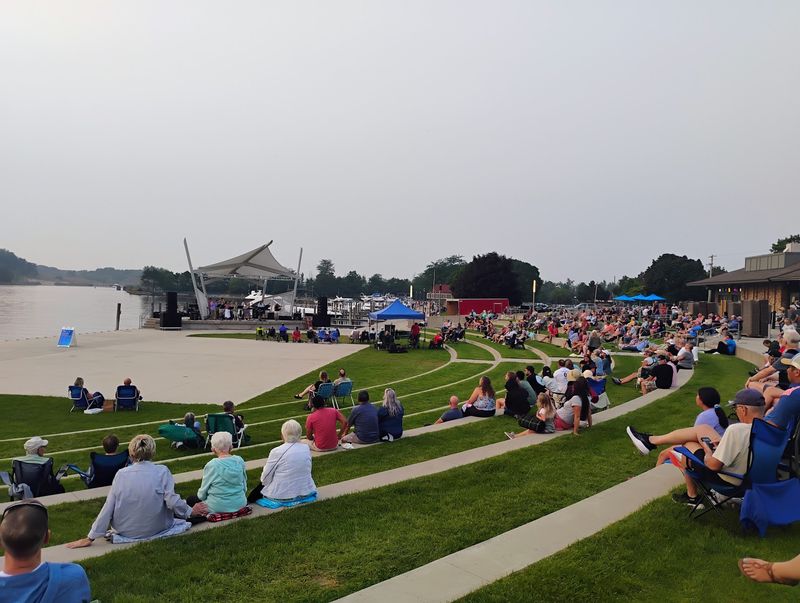 The Musical Fountain Keeps People Near The Water After Dark