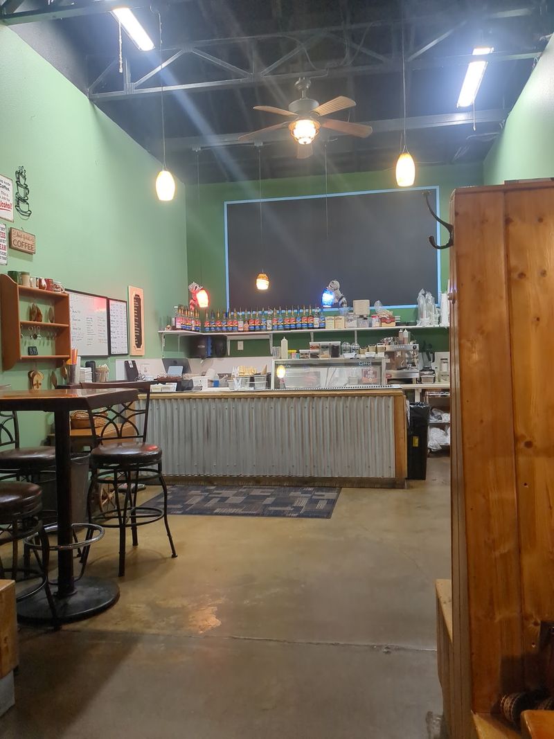 Dave's Cafe
