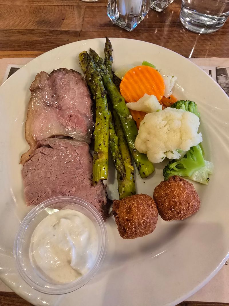 Hot Dishes Make One Plate Look Hopelessly Optimistic
