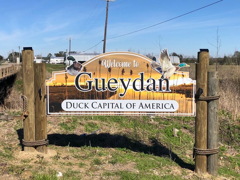 LA-14 Turns Toward Duck Festival Country