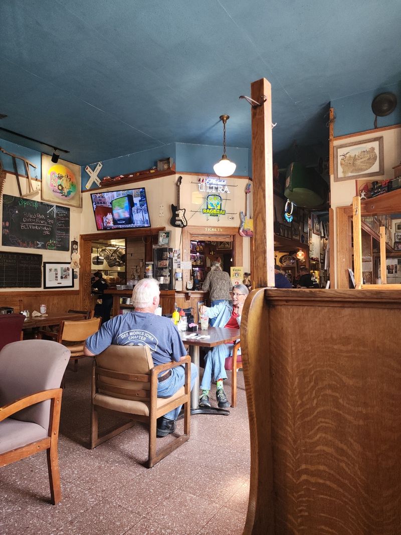 Hours Live Music And Planning Your Visit