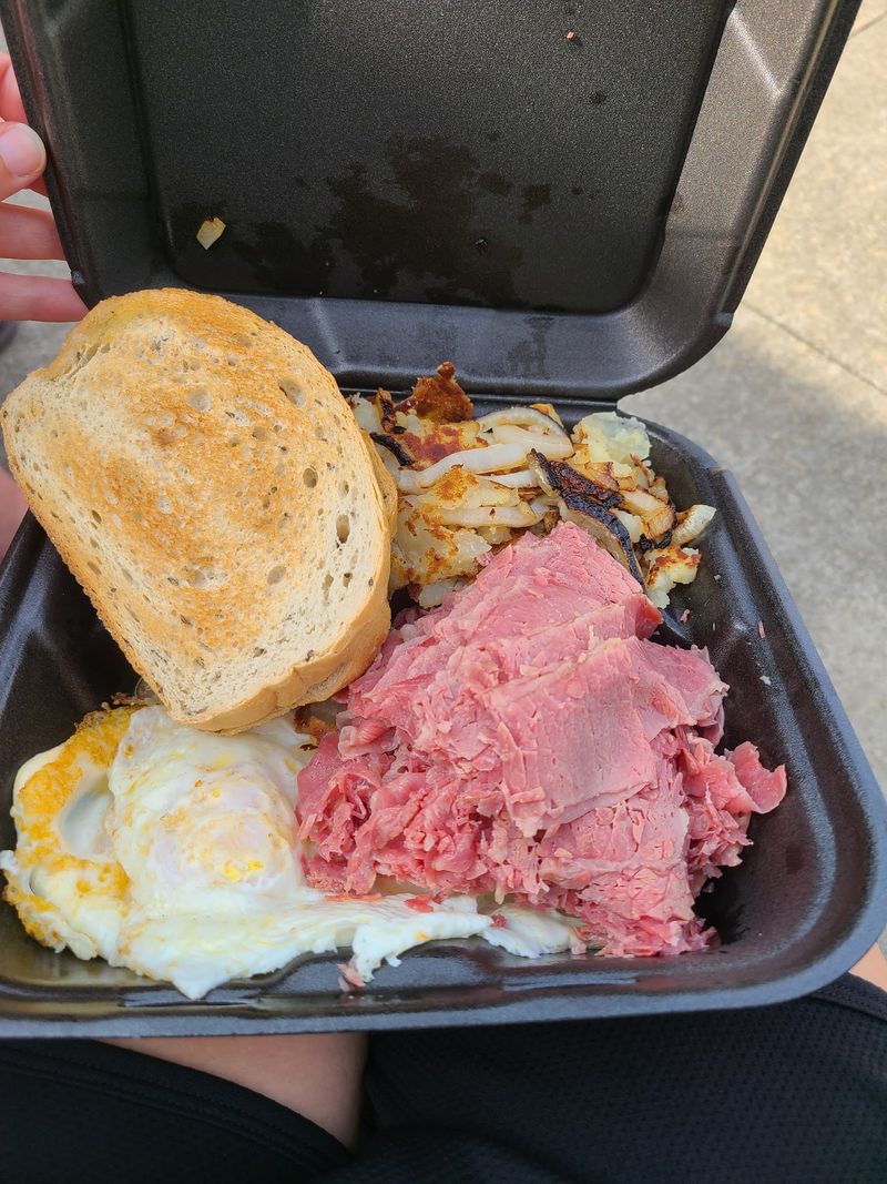 Takeout Gives The Lunch Rush Another Exit