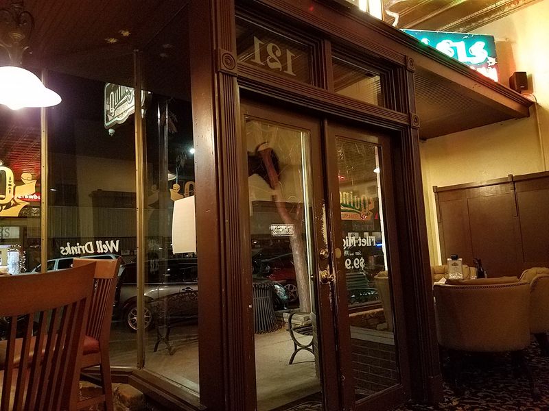 Call Ahead Seating Is Part Of The Florence Routine