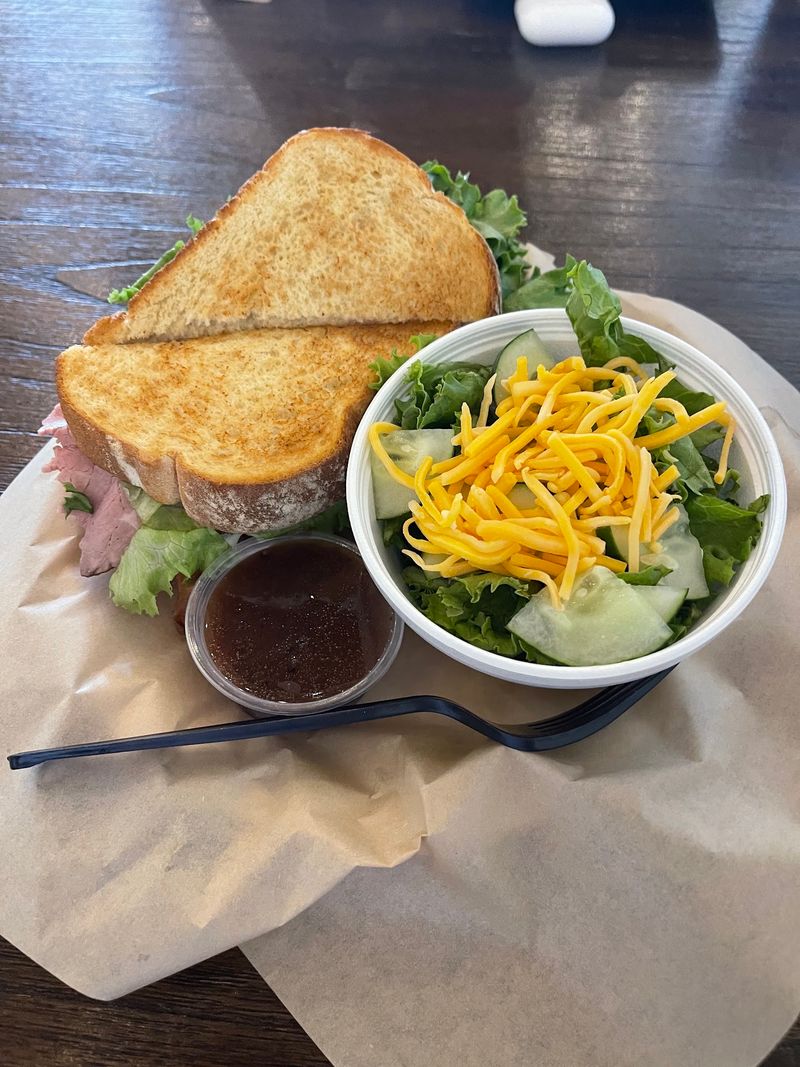 Subs, Sandwiches, And Salads Keep Lunch Straightforward
