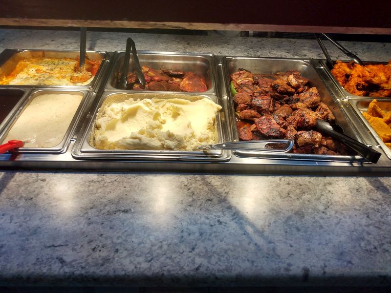 Meatloaf Keeps The Comfort-Food Side Firmly In Place