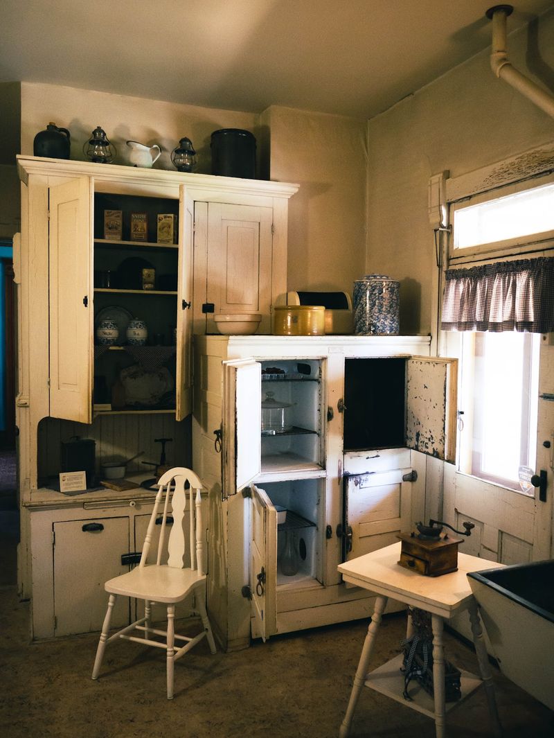 Modern Comforts That Were Cutting Edge In 1887