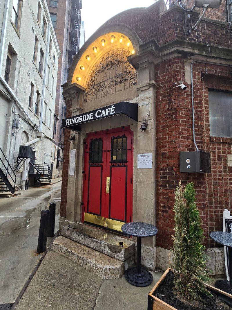 Ringside Café