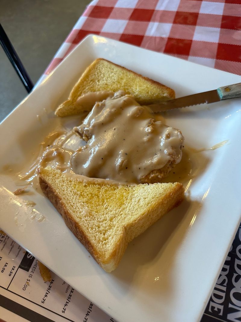 Let White Gravy Lead Lunch