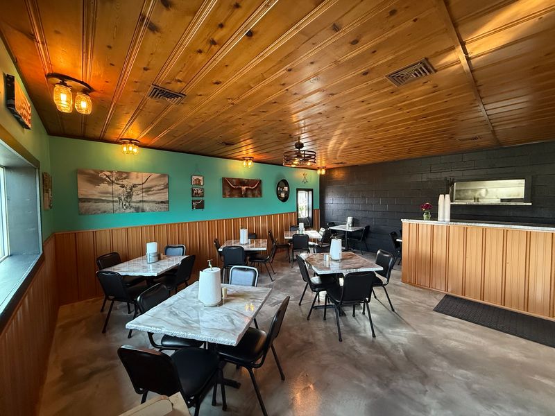 Fat & Sassy Barbeque, Burlington