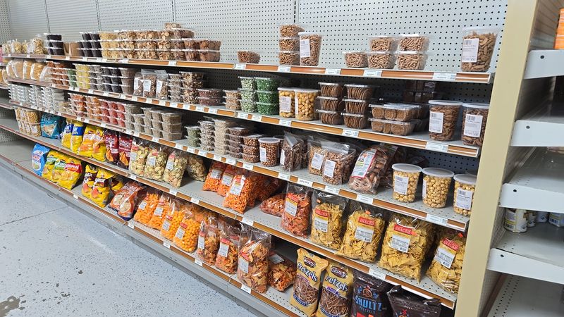 Schmucker's Bulk Foods & Discount Grocery, Williamson