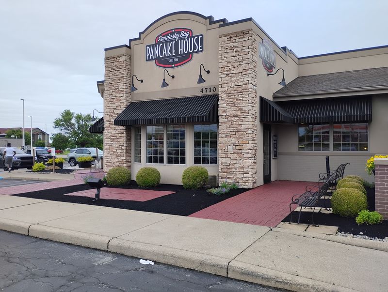 Sandusky Bay Pancake House