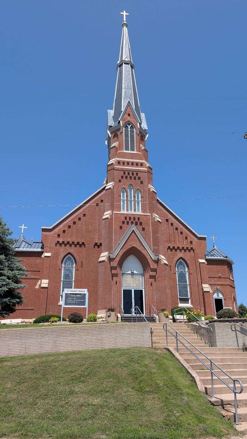 St. Joseph Catholic Church, Earling