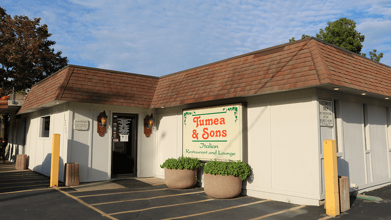 A Family Story Rooted In Des Moines
