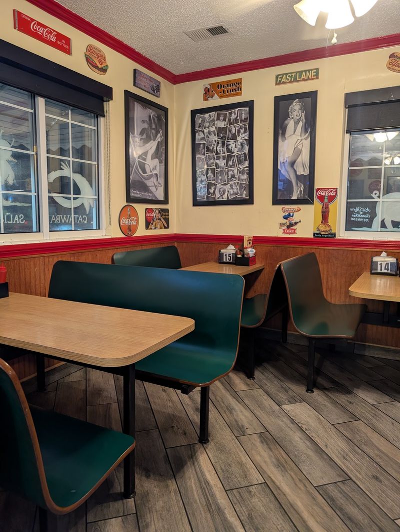 A Cozy Diner Straight Out of the 1950s
