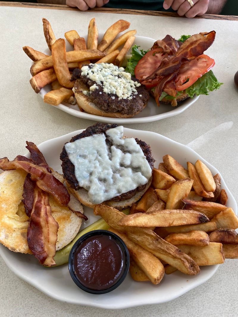 Bingham's Family Restaurant (Kingsley, PA)