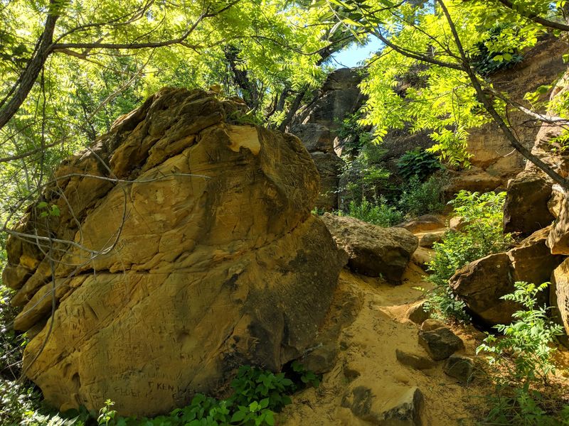 Buffalo Track Canyon Nature Trail, Kanopolis State Park
