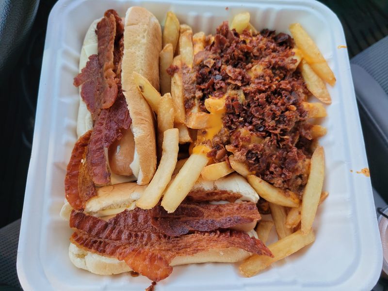Homemade Chili And Loaded Fries Turn Up The Volume