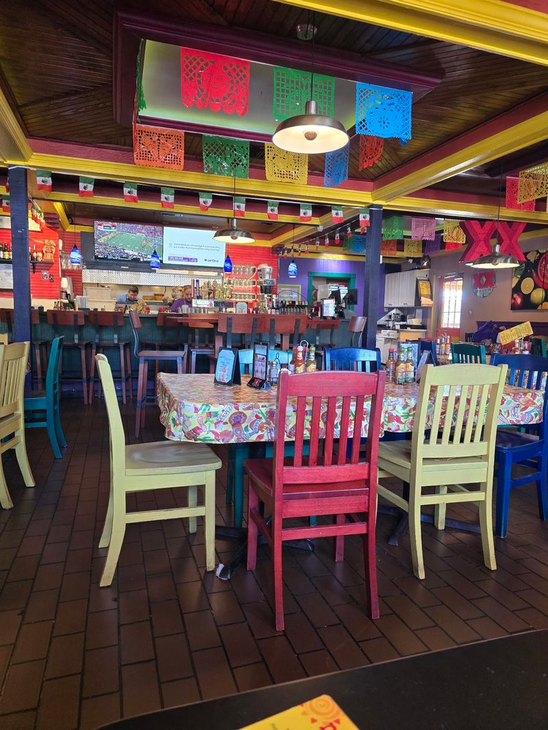 Why This Little Kitchen Wins Loyal Fans