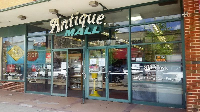 Lawrence Antique Mall, Lawrence, KS