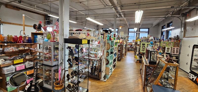 Bondie's Old Town Antique Mall, Wichita, Kansas
