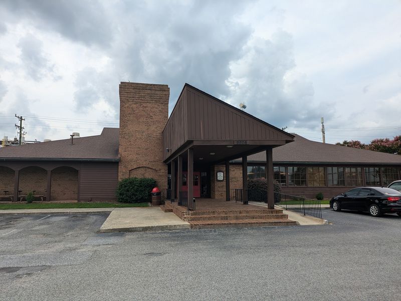 A Piedmont Landmark on Gate City Boulevard