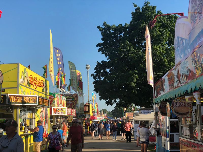 Eight Days Give You Time To See More Than The Midway