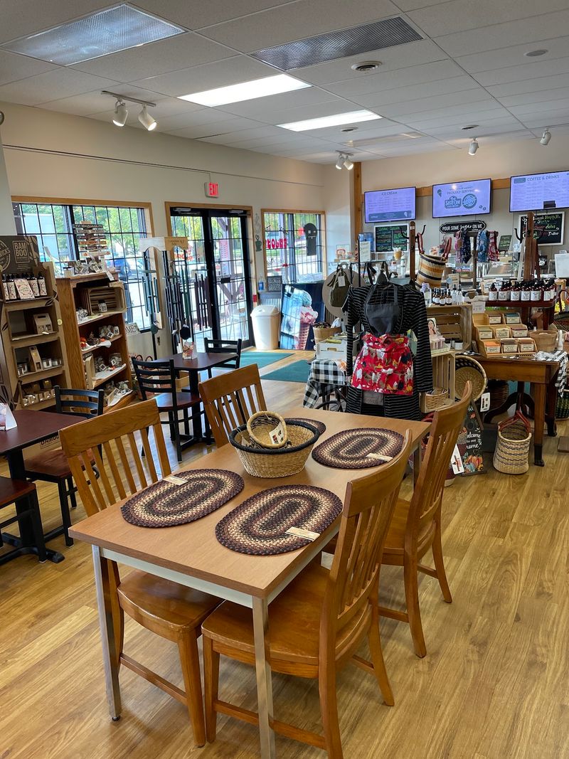 This Westfield Stop Keeps Plenty Within One Easy Detour